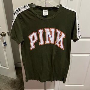 Victoria Secret PINK Army Green Shirt Sleeve Campus T Shirt Size XS NWOT